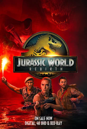 Affiche promotionnelle pour le film Jurassic World : Rebirth mettant en scène trois personnages armés face à un fond rouge dominé par la silhouette d'un grand dinosaure.